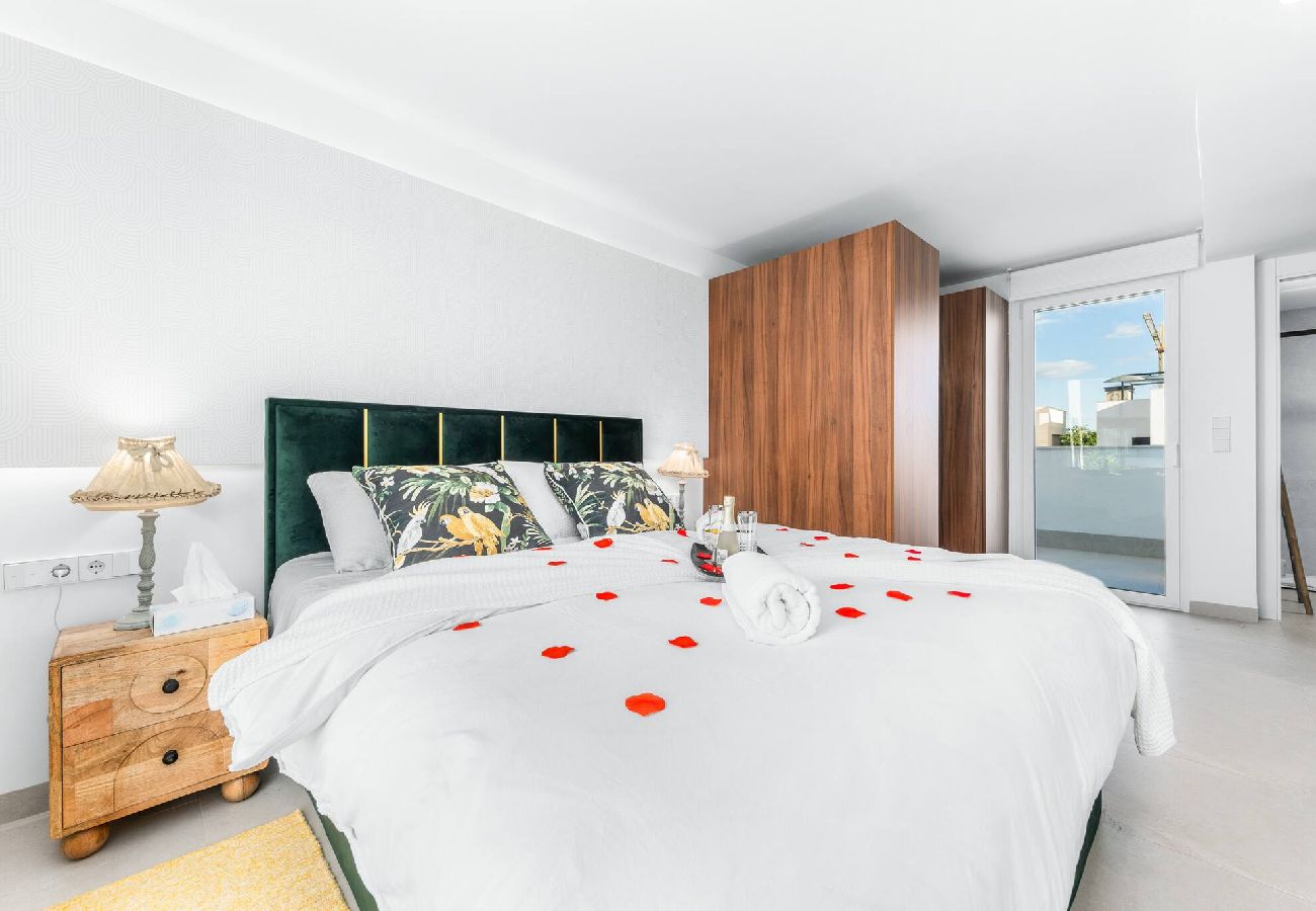 Ferienhaus in Murcia - Villa de lujo con jacuzzi, cine, billar y futbolín