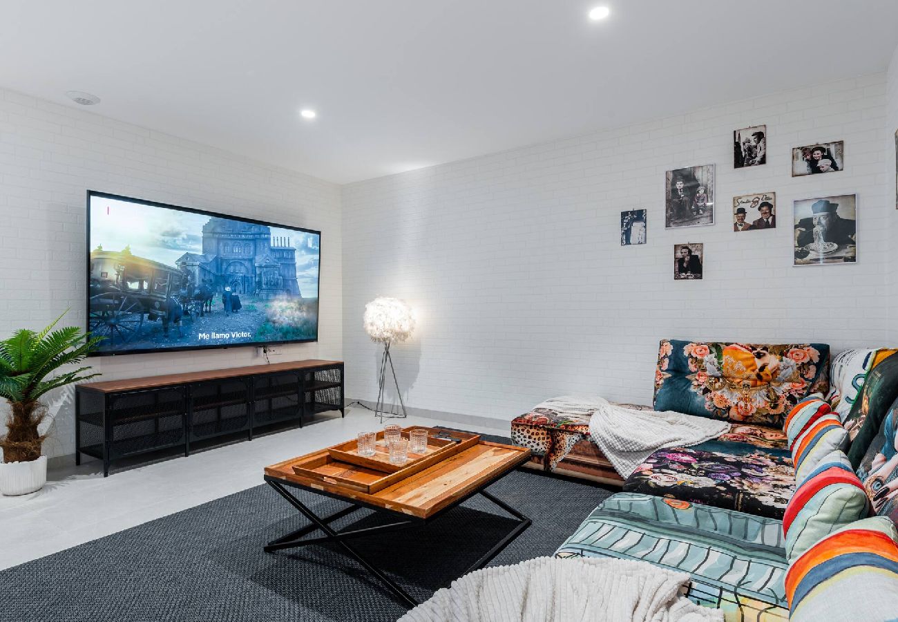 Ferienhaus in Murcia - Villa de lujo con jacuzzi, cine, billar y futbolín