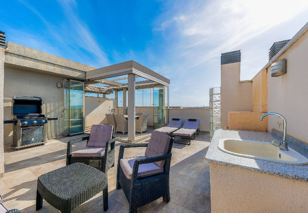 Ferienwohnung in Torrevieja - Córcega Sunrise  Apartment