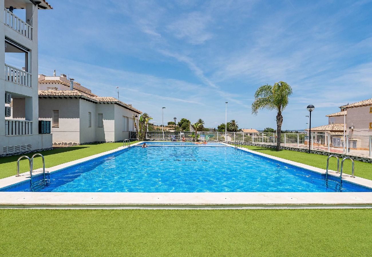 Ferienwohnung in Elche - Playa del Pinet