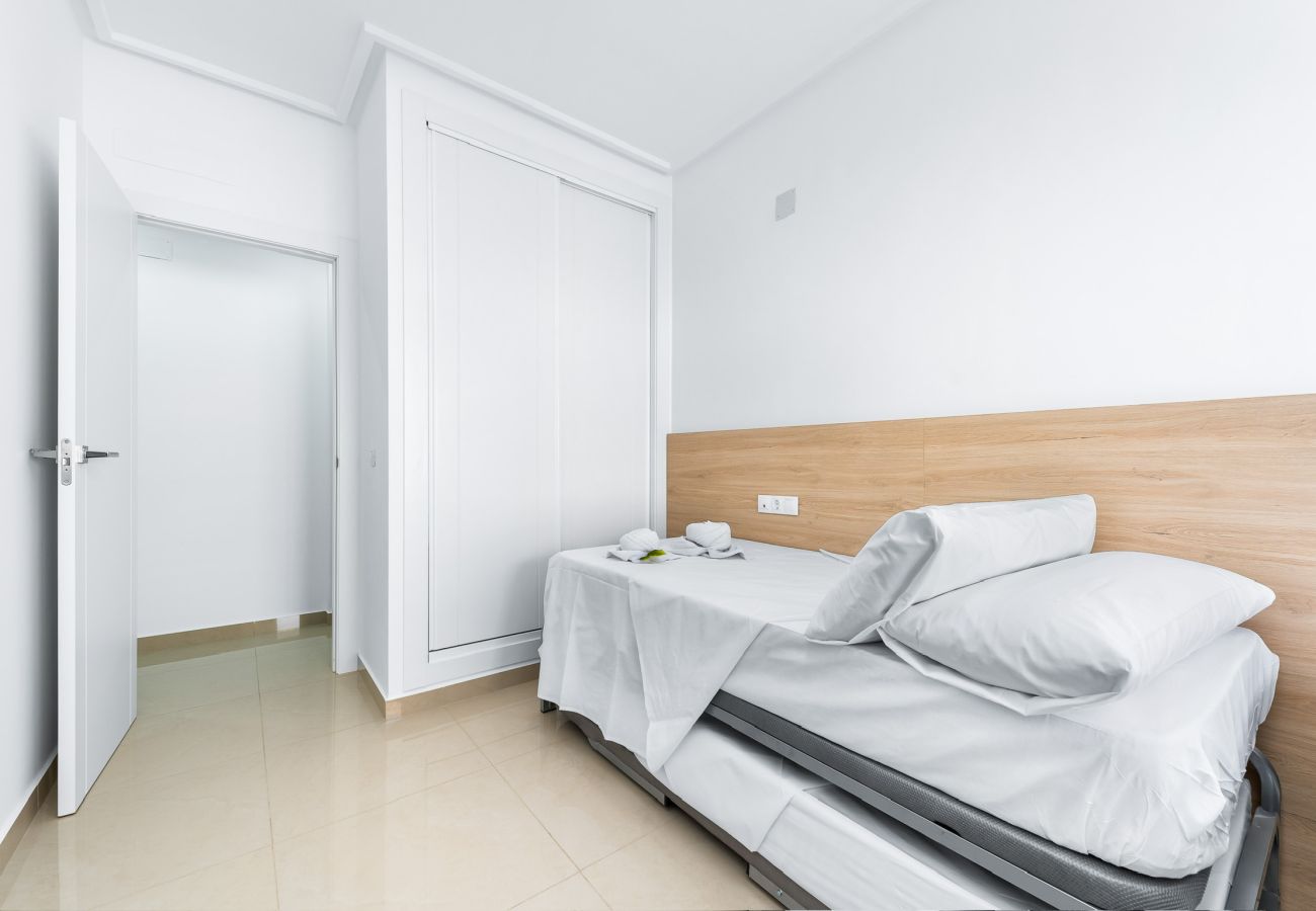 Ferienwohnung in Los Montesinos - Aparthotel Laguna Rosa 2C