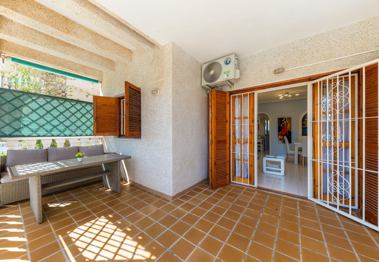 Ferienwohnung in Torrevieja - Gandhi Sunrise
