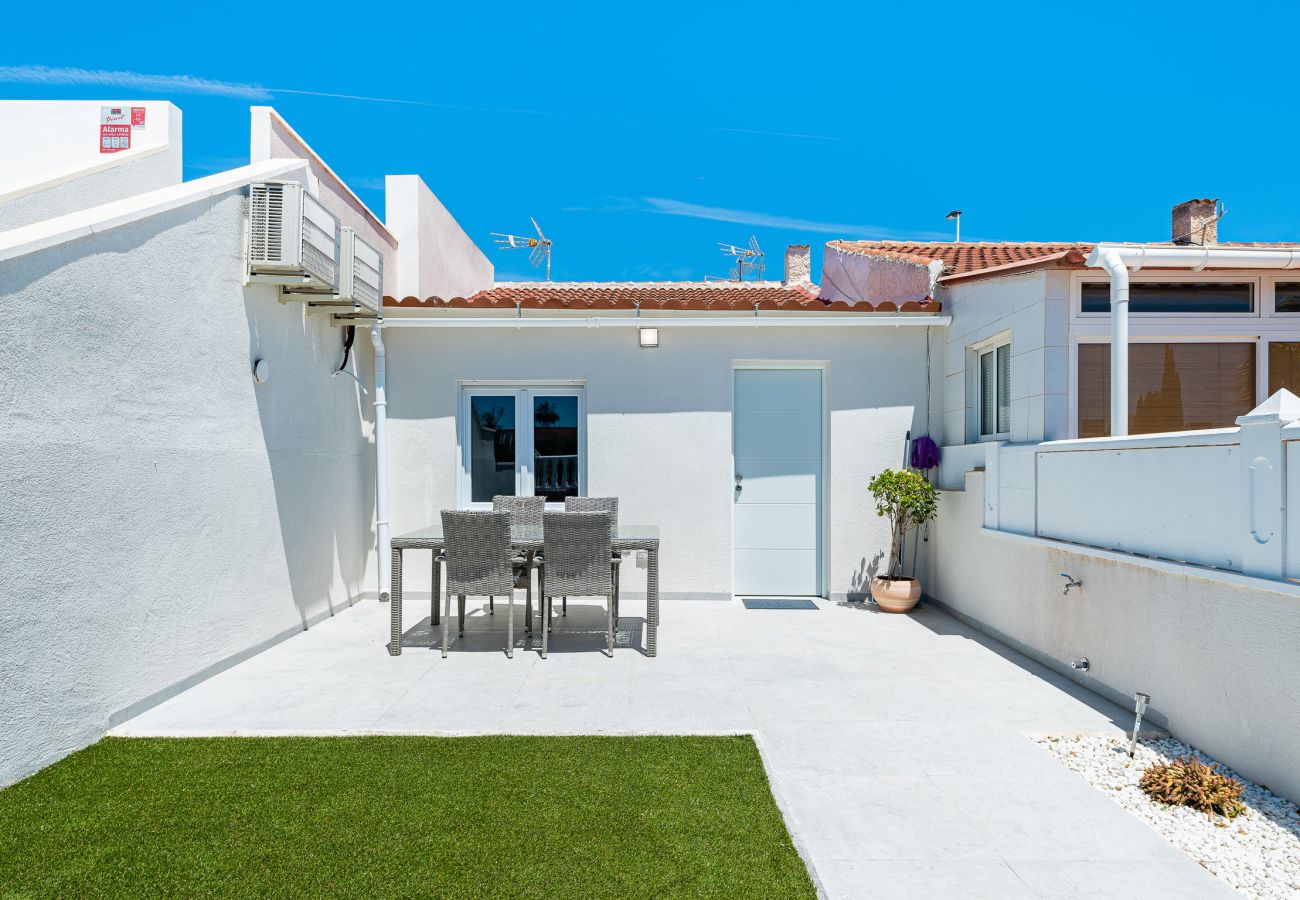Doppelhaushälfte in Torrevieja - Gardenias Sunrise