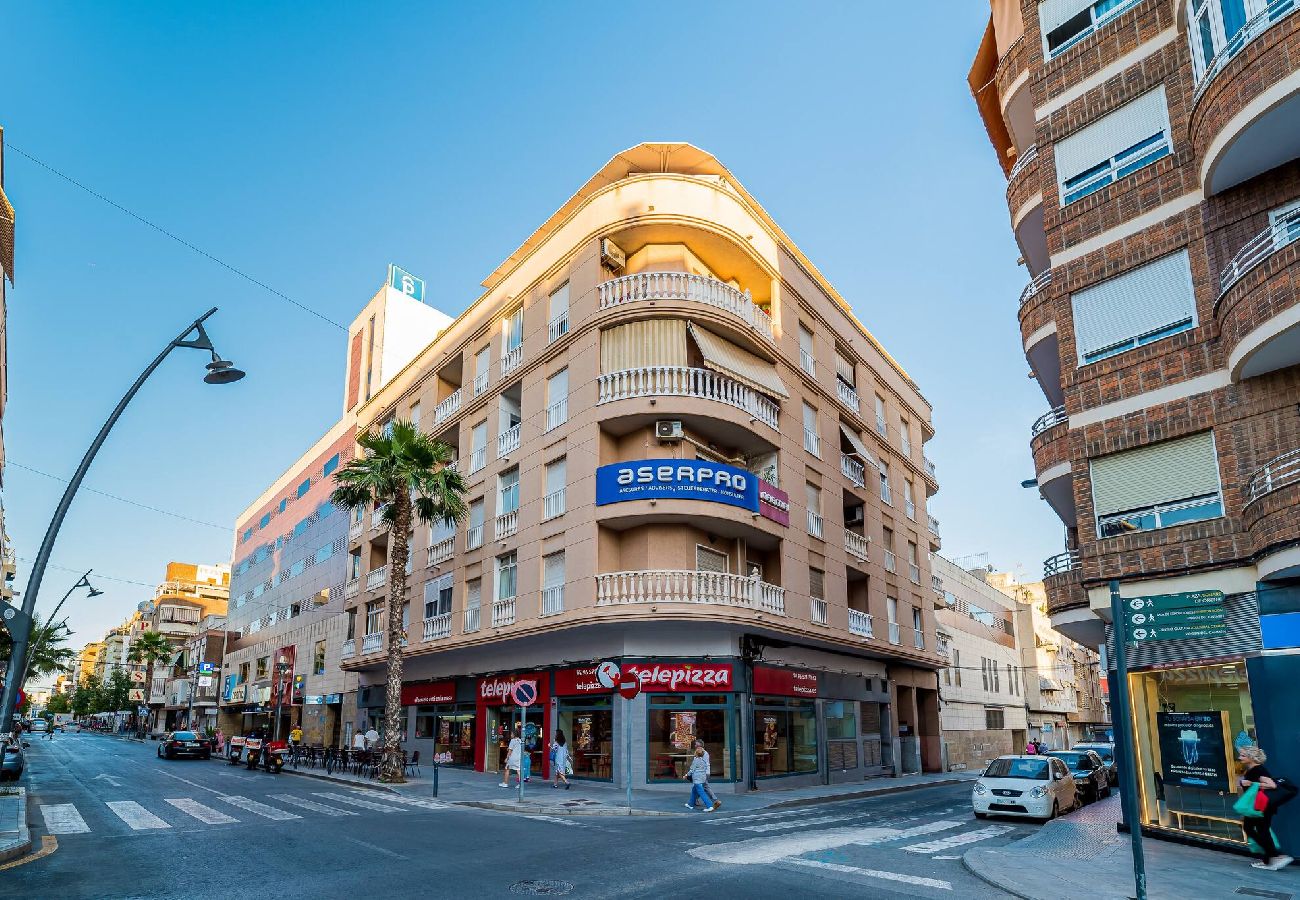 Apartment in Torrevieja - Apolo - Apartamento