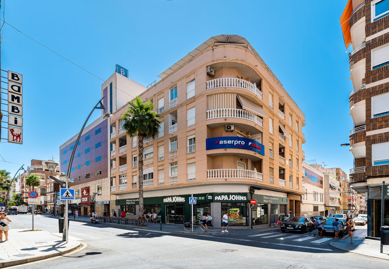 Apartment in Torrevieja - Apolo - Apartamento