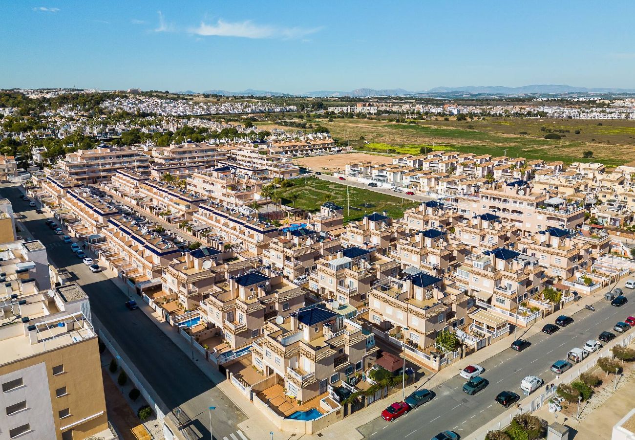 House in Orihuela - z.- La Zenia - Bungalow