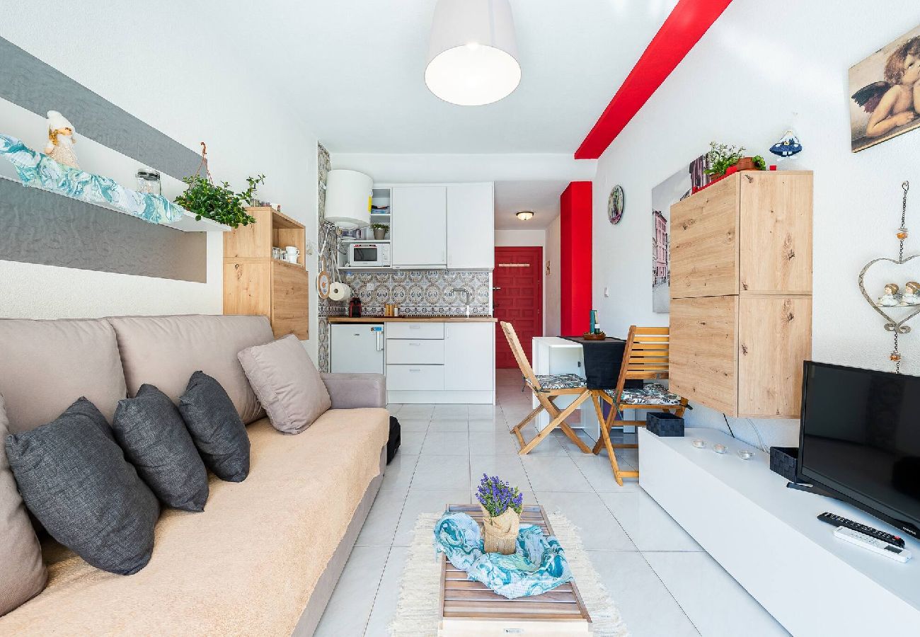 Apartment in Torrevieja - Estocolmo Estudio Sunrise