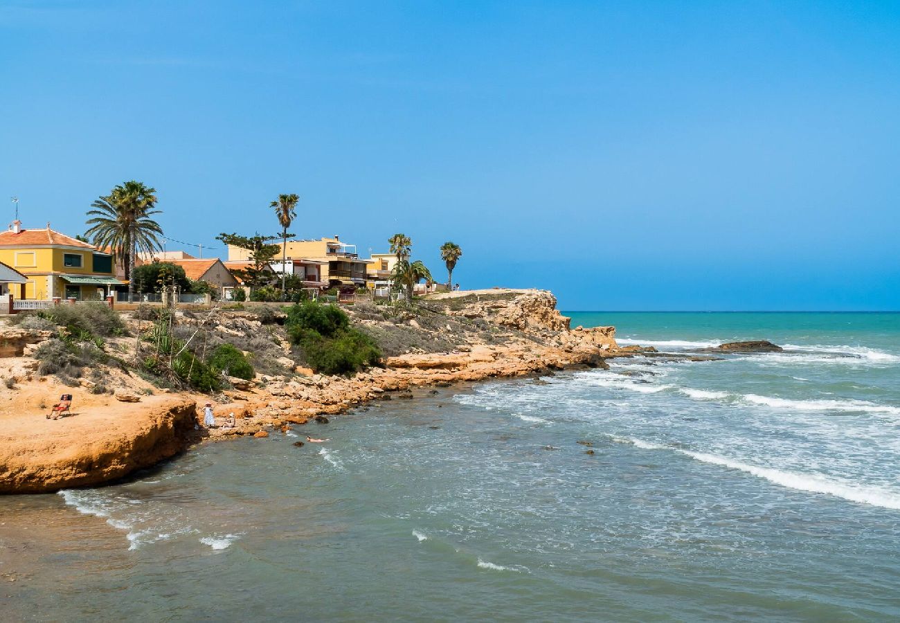 Apartment in Torrevieja - 🅃 Refugio Marino Sunrise