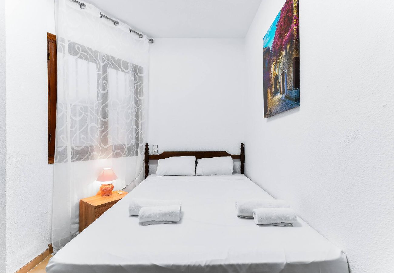 Apartment in Torrevieja - 🅃 Loma 66