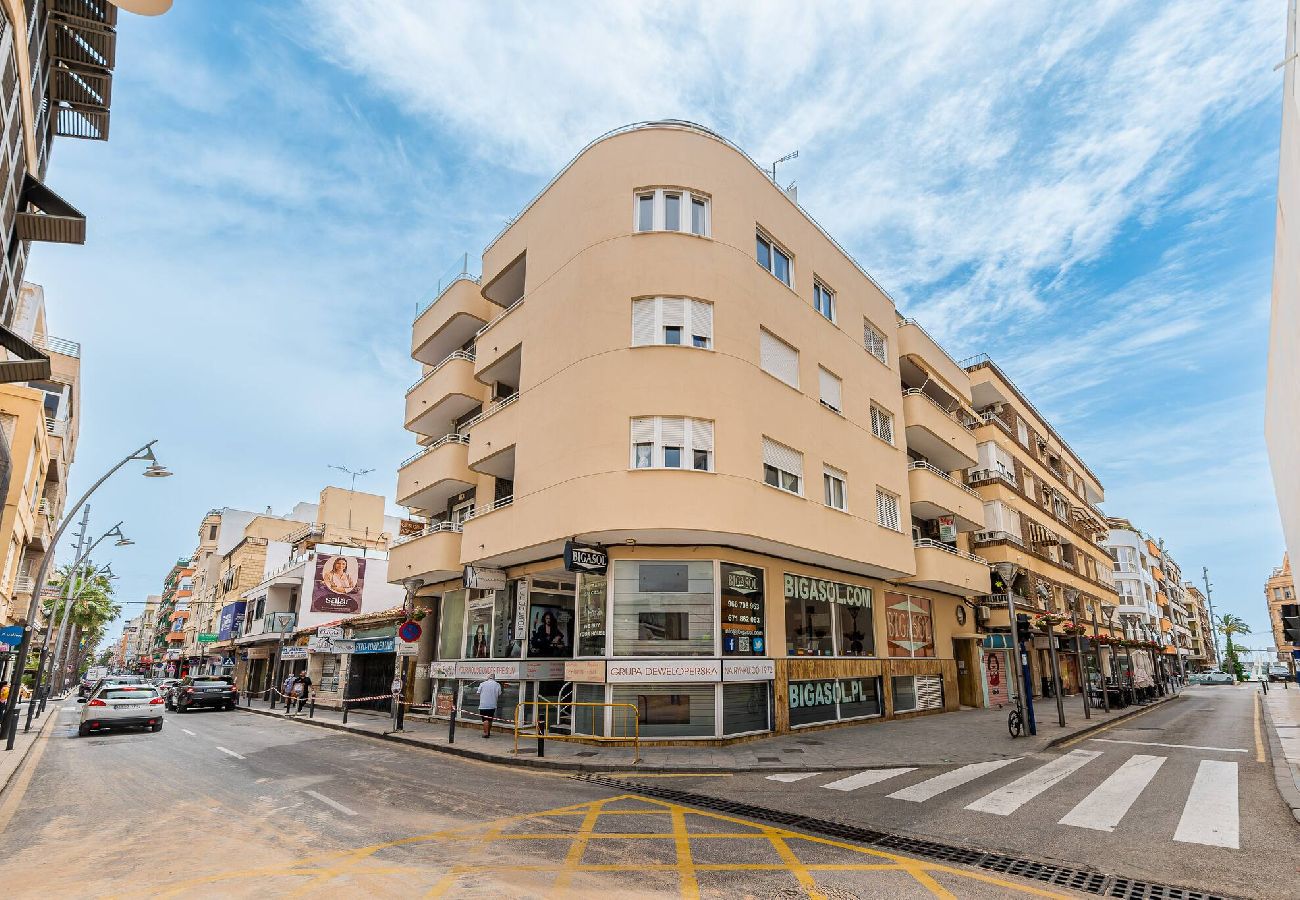 Apartment in Torrevieja - 🅃 Sunrise Arts 1