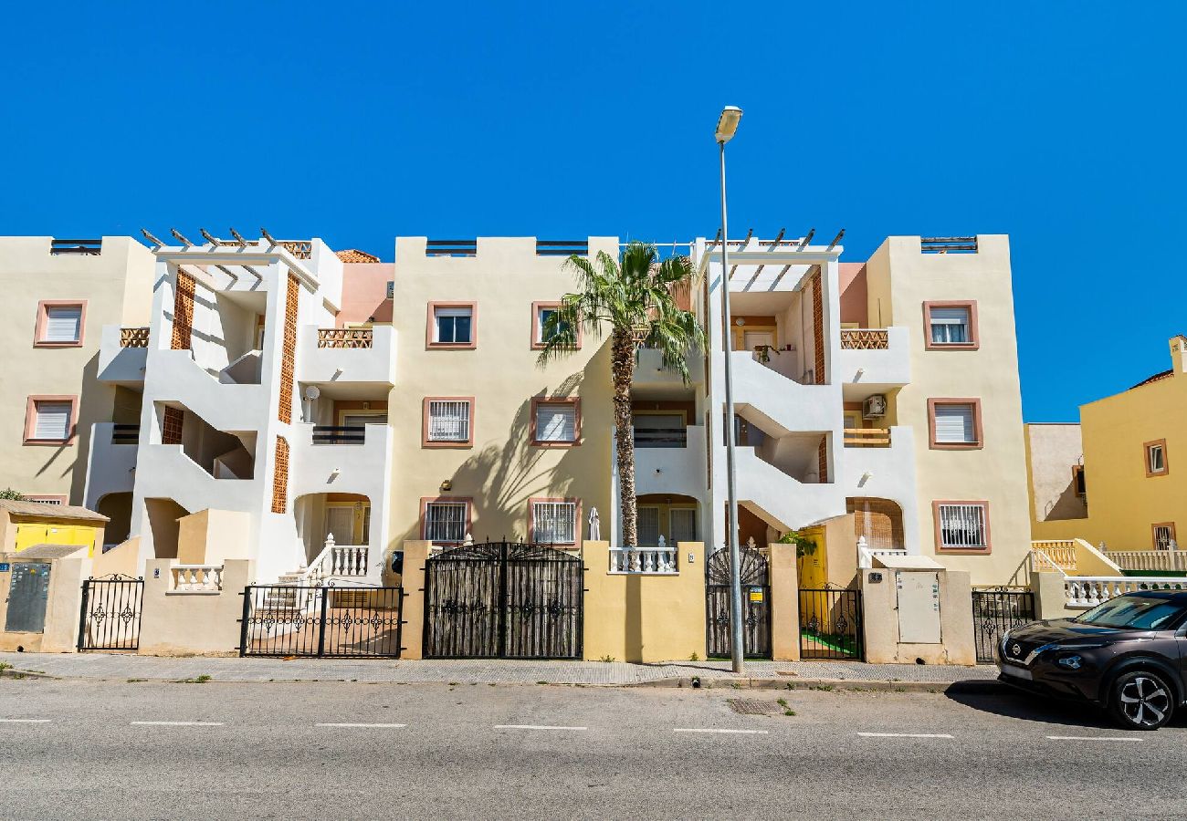 Apartment in Orihuela Costa - 🅃 Casa Turquesa