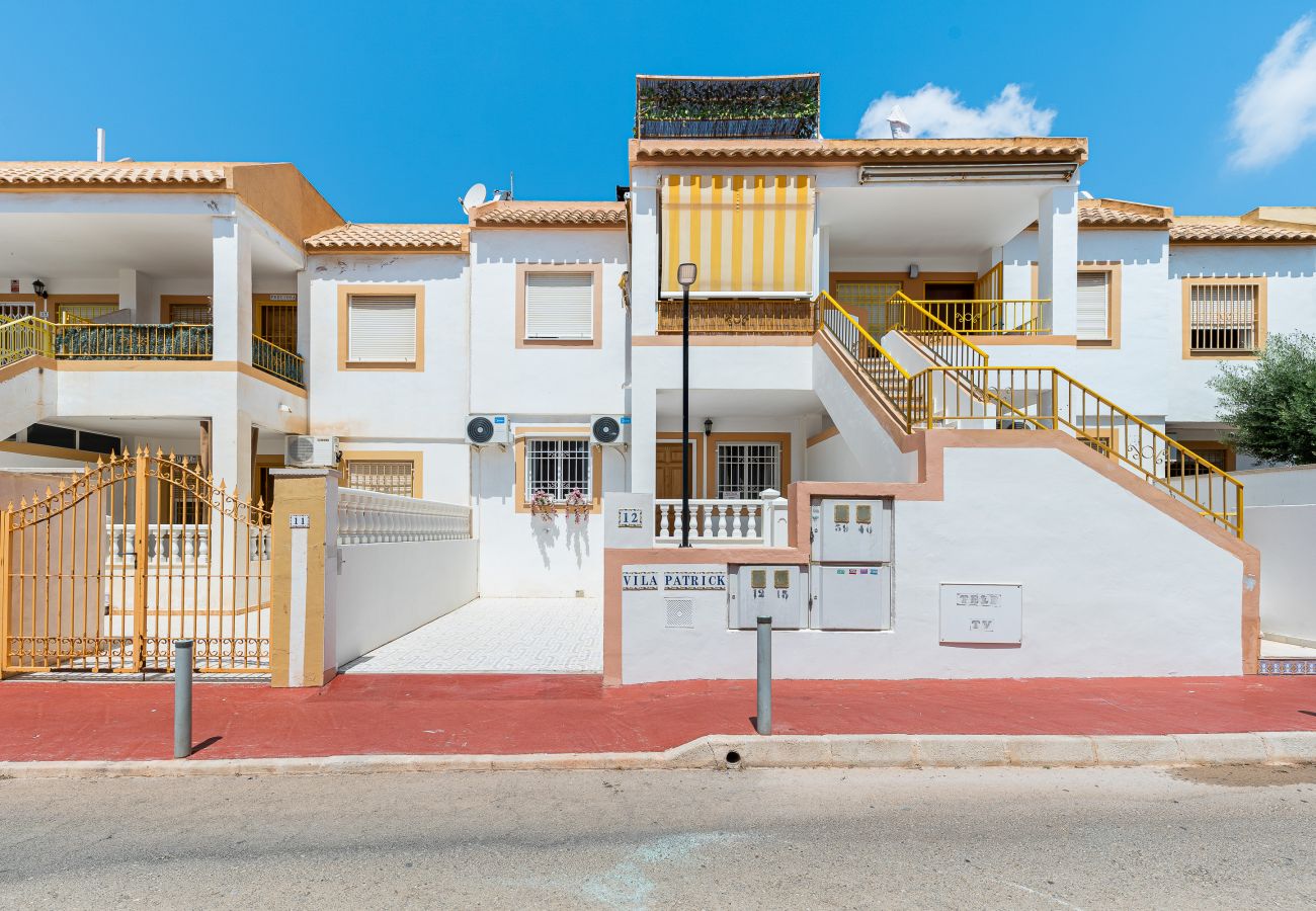 House in Torrevieja - 🅃 Villa Patrick - Apartamento