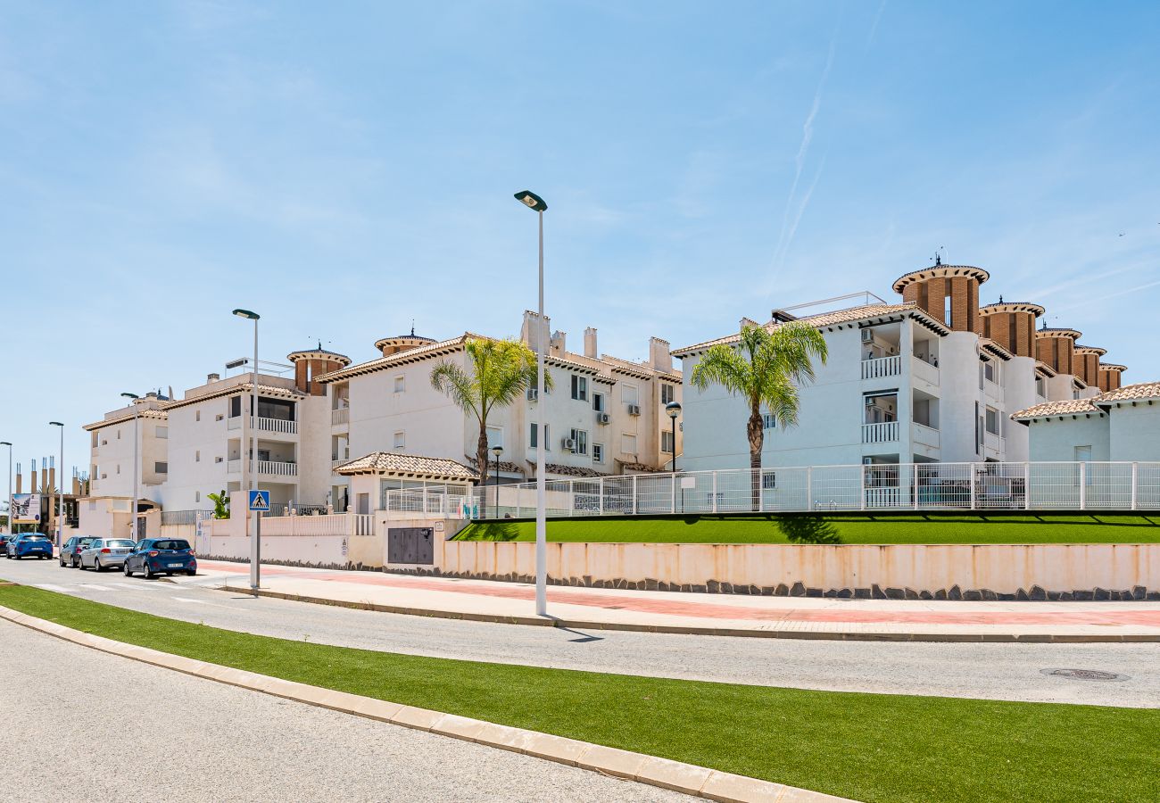 Apartment in Elche - Playa del Pinet 2