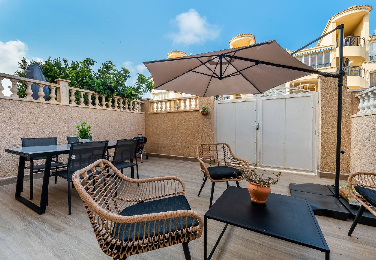 Apartment in Orihuela Costa - 🅃 Rosé Sunrise