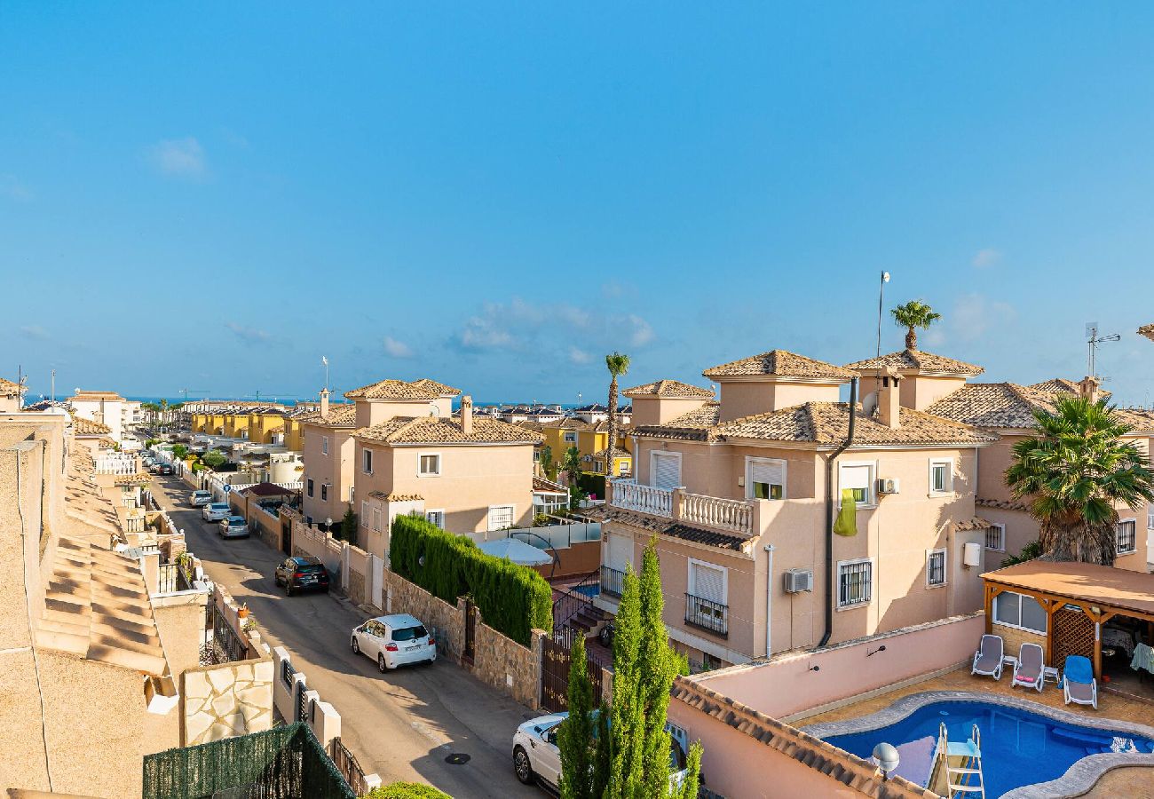 Apartment in Orihuela Costa - 🅃 Rosé Sunrise