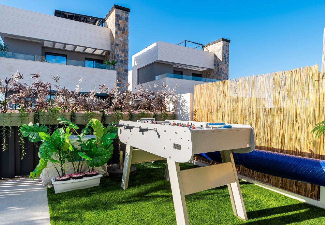 House in Murcia - Villa de lujo con jacuzzi, cine, billar y futbolín