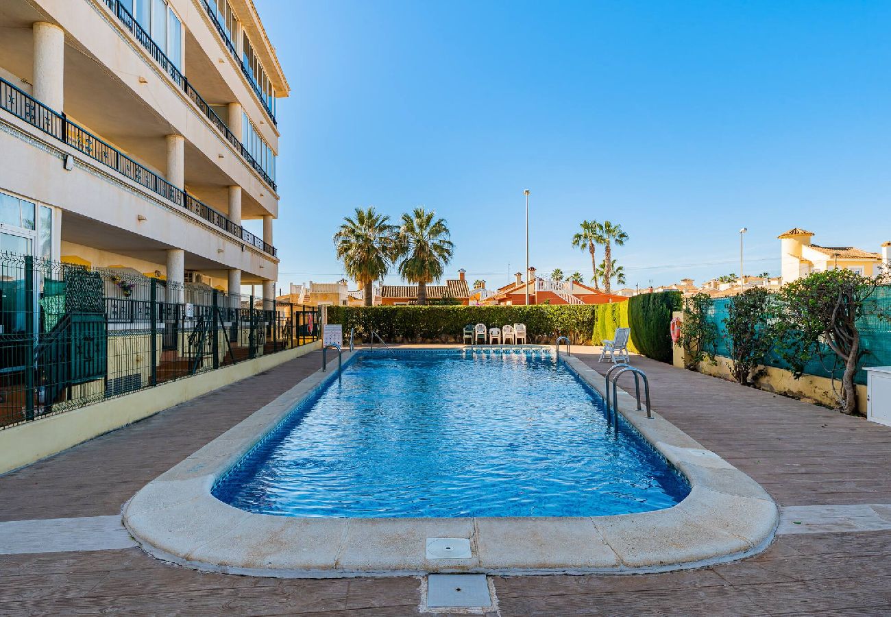Apartment in Orihuela Costa - 🅃 La Mirada