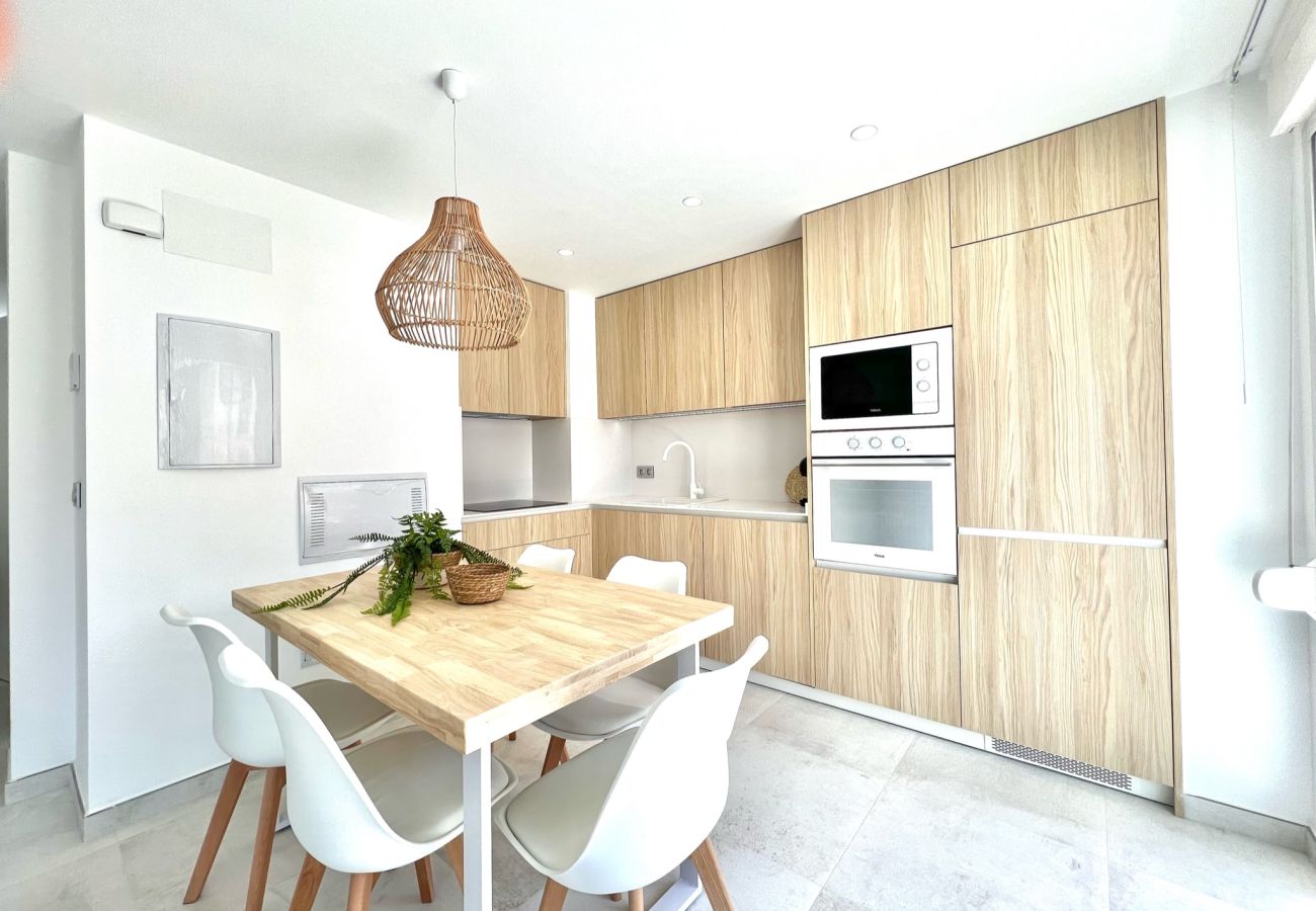 Apartment in Torrevieja - Rodas 4º- Sunrise Center Suites