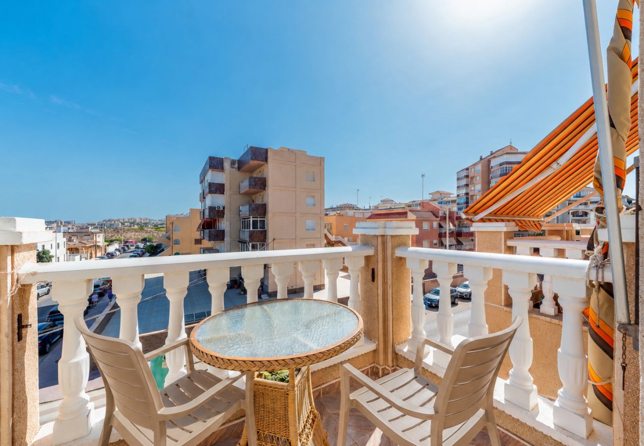 Apartment in Torrevieja - 🅃 Casa del Chicho 2