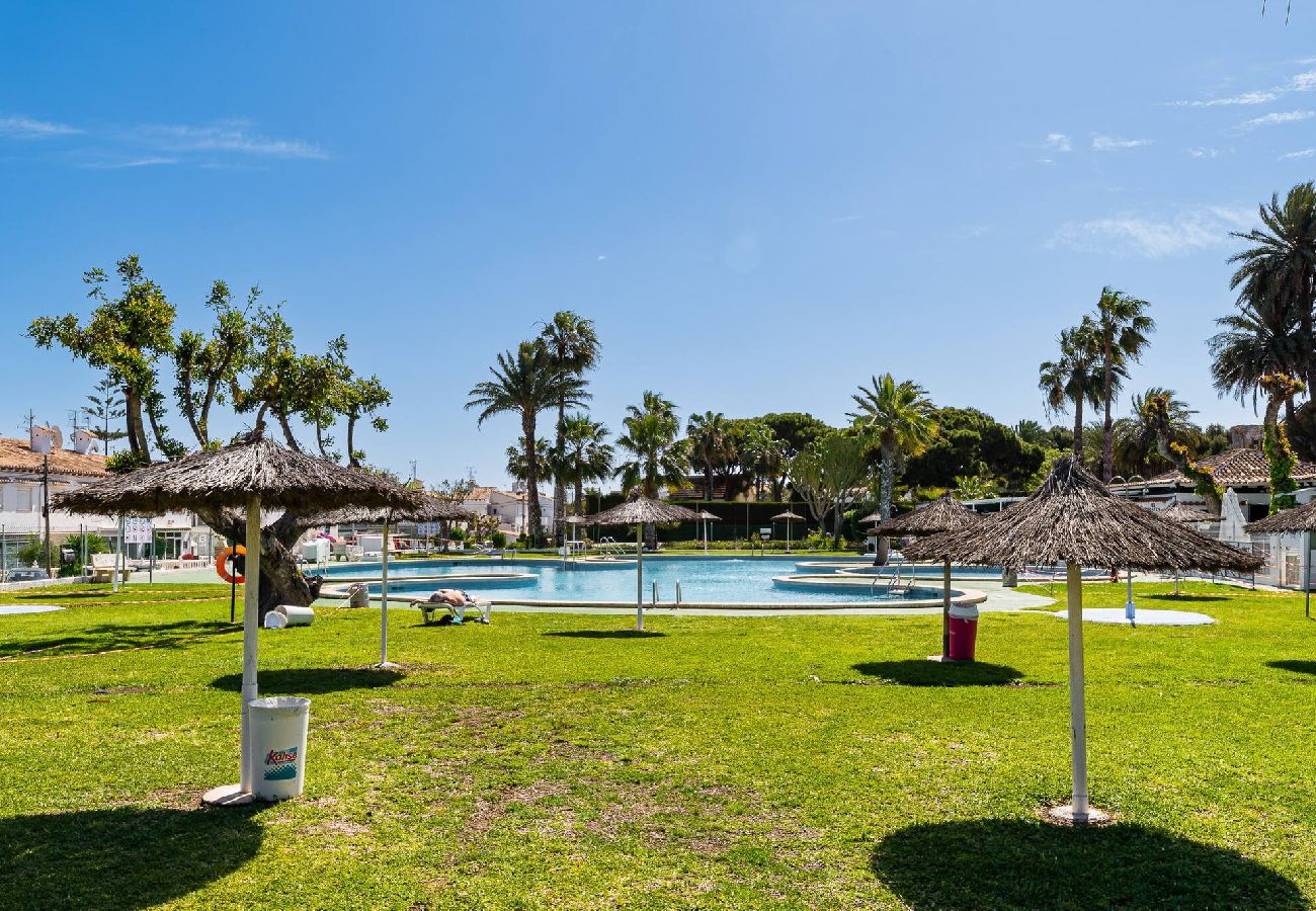 Appartement à Torrevieja - 🅃 Lago Jardín 98 - Bungalow