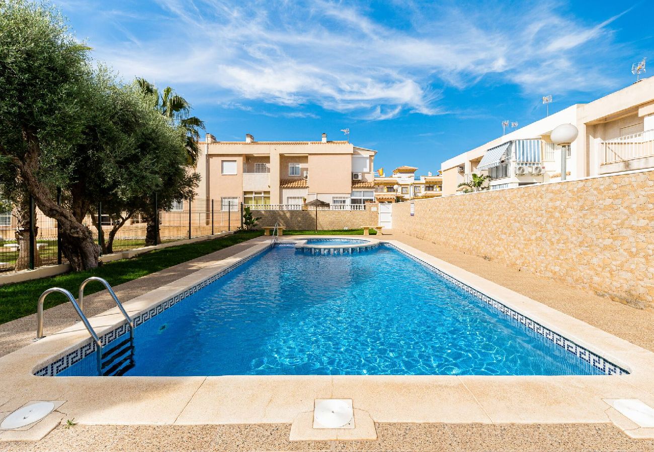 Appartement à Torrevieja - Aguas Nuevas Sunrise - Bungalow
