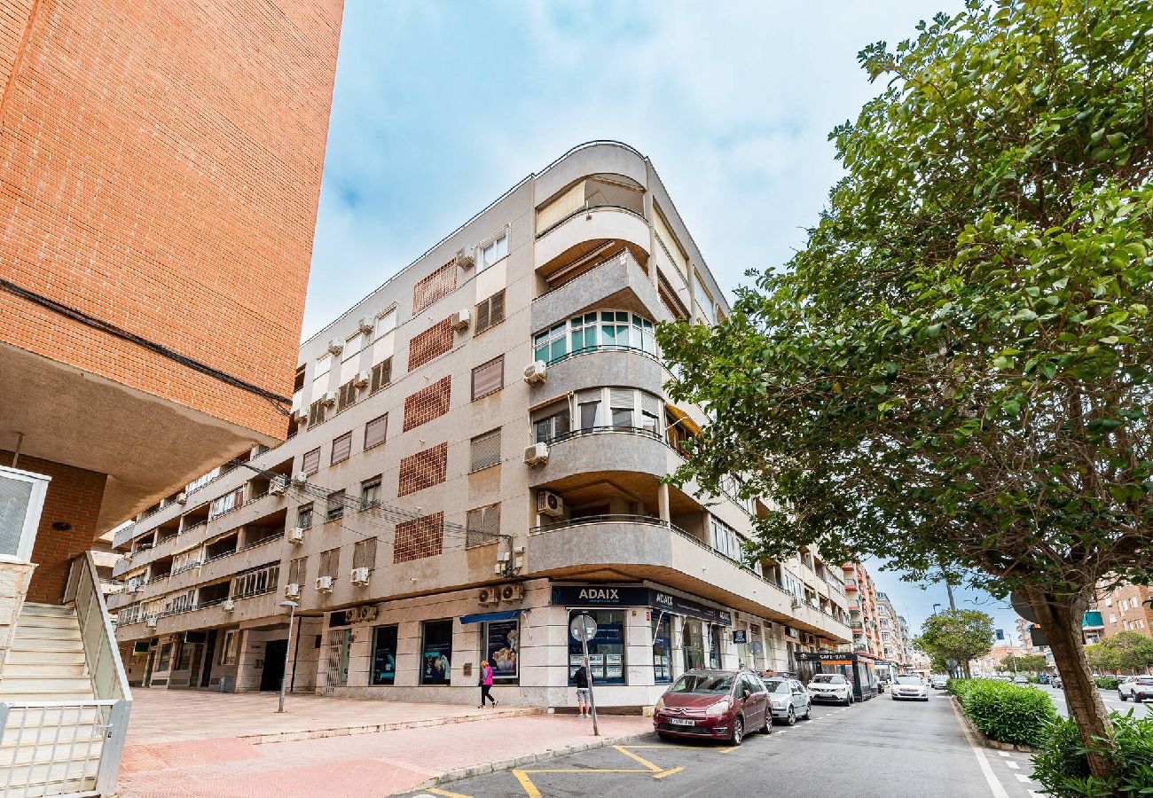 Appartement à Torrevieja - 🅃 Brisa del Mar - Apartamento