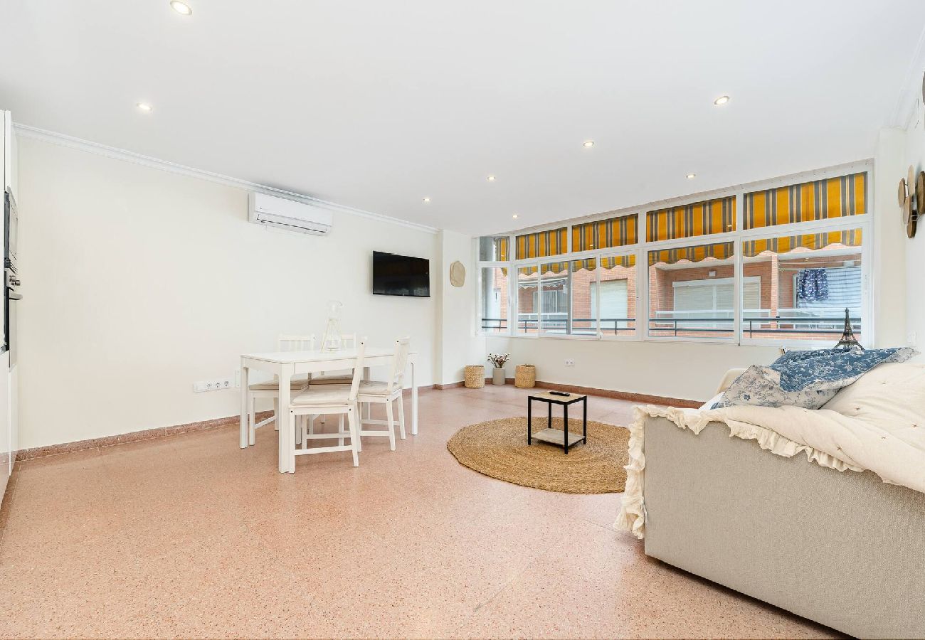 Appartement à Torrevieja - 🅃 Brisa del Mar - Apartamento