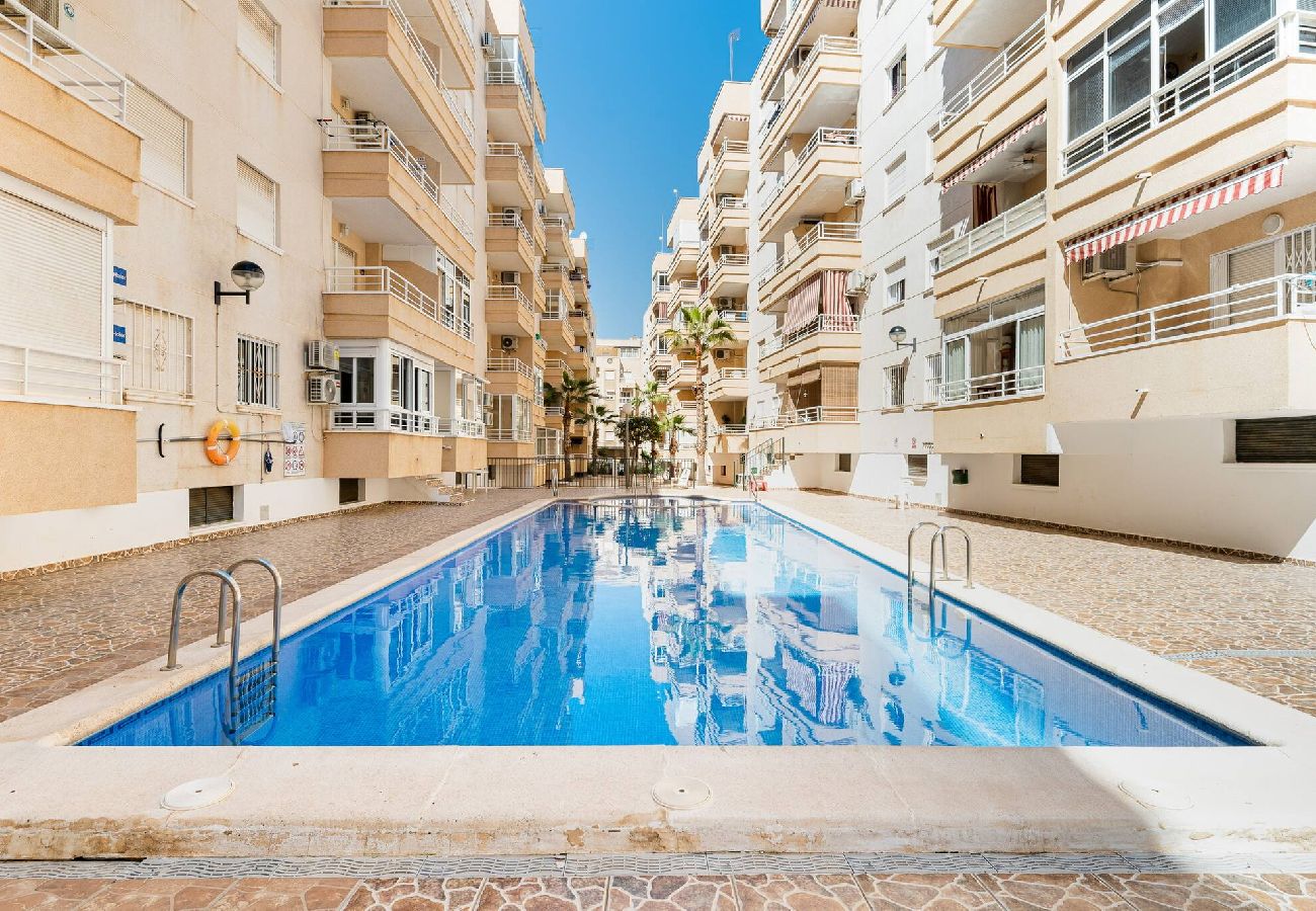 Appartement à Torrevieja - La Loma Ático Sunrise