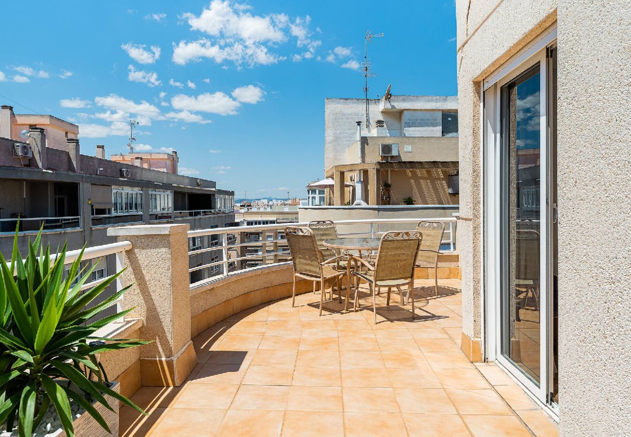 Appartement à Torrevieja - La Loma Ático Sunrise