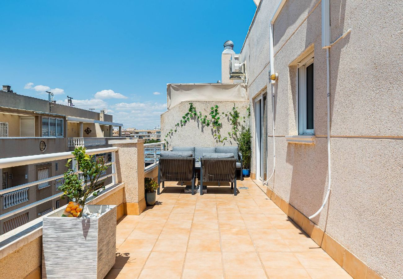Appartement à Torrevieja - La Loma Ático Sunrise