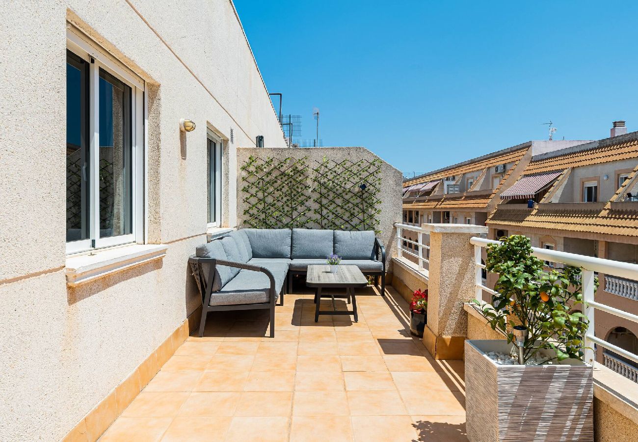 Appartement à Torrevieja - La Loma Ático Sunrise