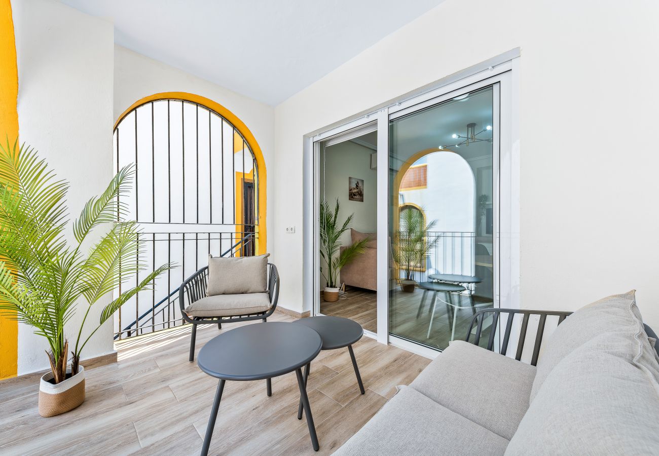 Appartement à Torrevieja - 🅃 Sunny Molino Retreat with Pool & Terrace