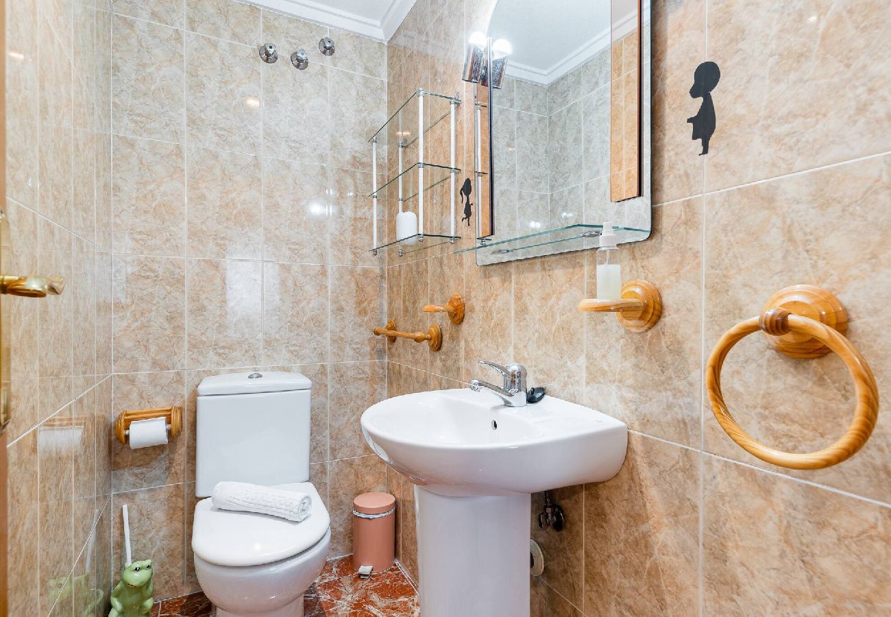 Appartement à Torrevieja - 🅃 Sunrise Arts 2