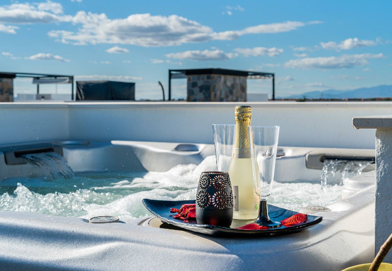 Maison à Murcia - Villa de lujo con jacuzzi, cine, billar y futbolín