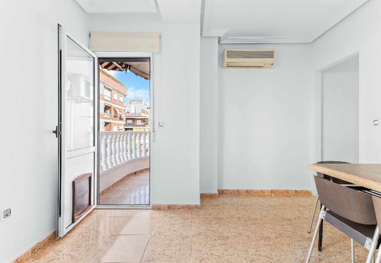Appartement à Torrevieja - 🅃 Madrid Sunrise