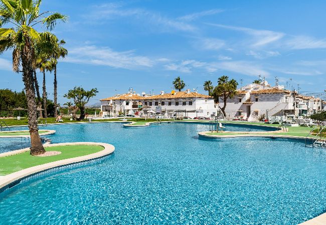 Appartement in Torrevieja - 🅃 Lago Jardín 98 - Bungalow
