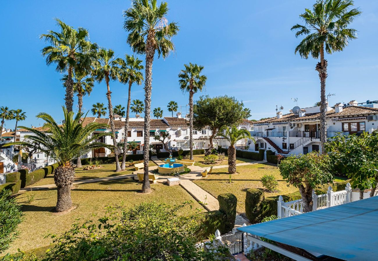 Appartement in Torrevieja - 🅃 Lago Jardín 98 - Bungalow