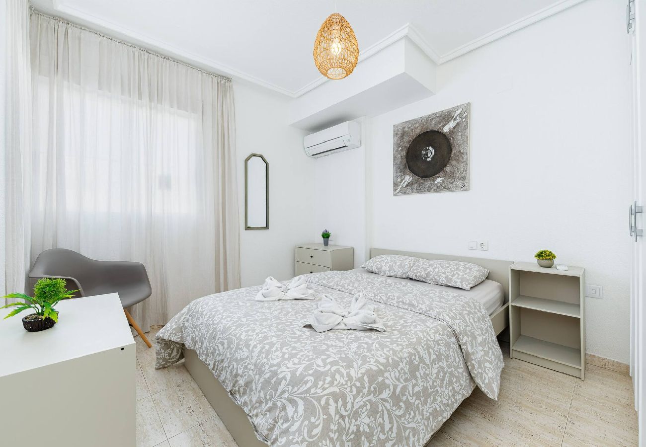 Appartement in Torrevieja - Aguas Nuevas Sunrise - Bungalow