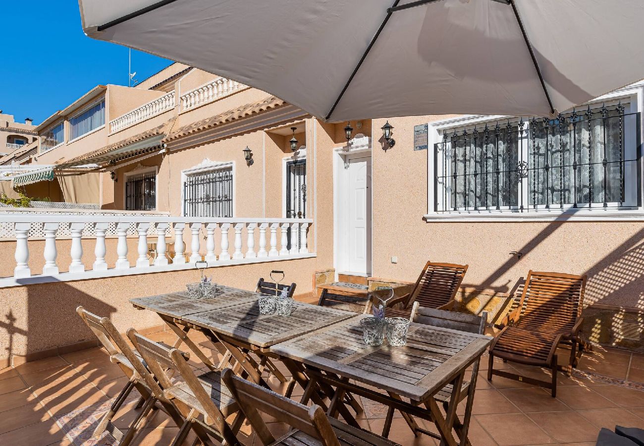 Huis in Orihuela - z.- La Zenia - Bungalow