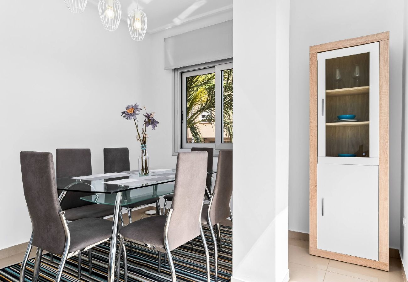 Appartement in Los Montesinos - Aparthotel Laguna Rosa 1B