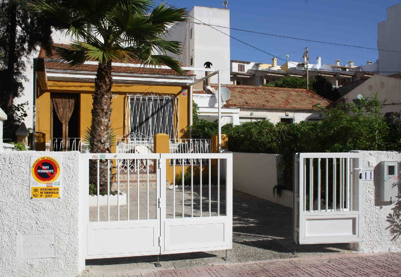 Huis in Torrevieja - Casa Galisa