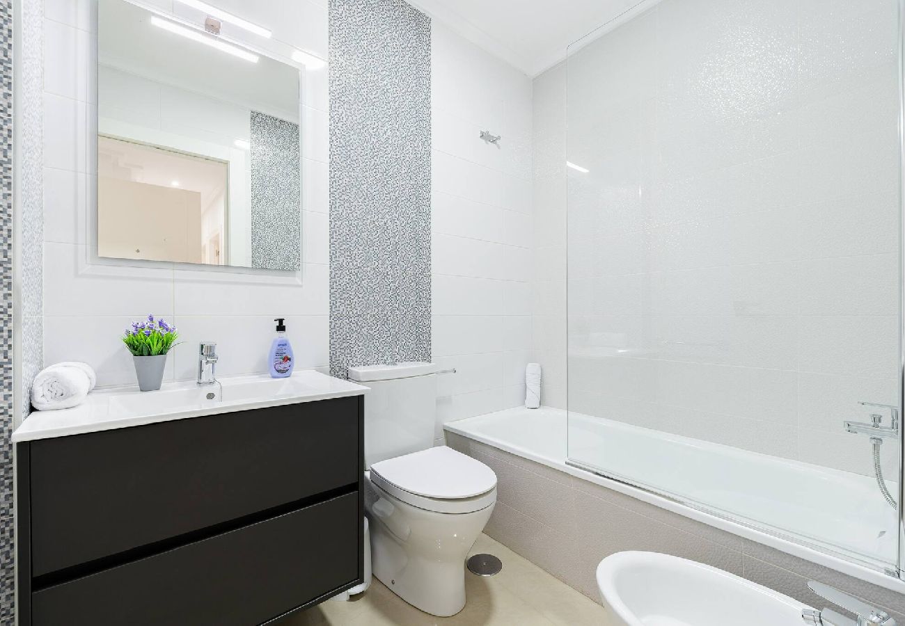 Appartement in Los Montesinos - Aparthotel Laguna Rosa 1C