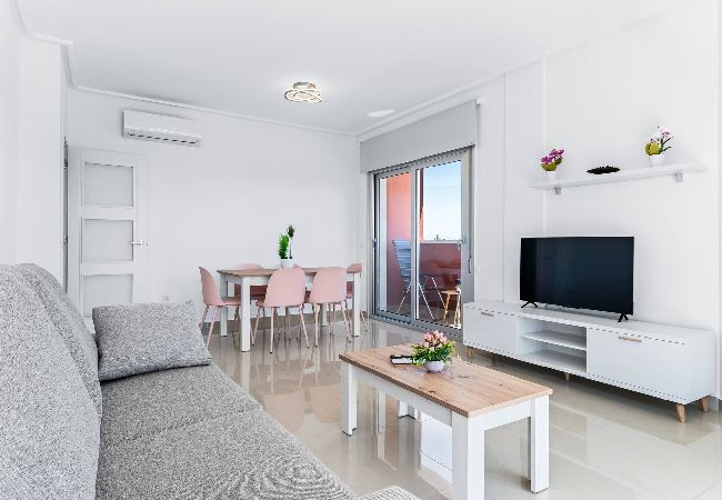 Appartement in Los Montesinos - Aparthotel Laguna Rosa 2A