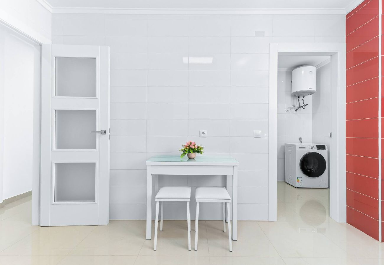 Appartement in Los Montesinos - Aparthotel Laguna Rosa 2B