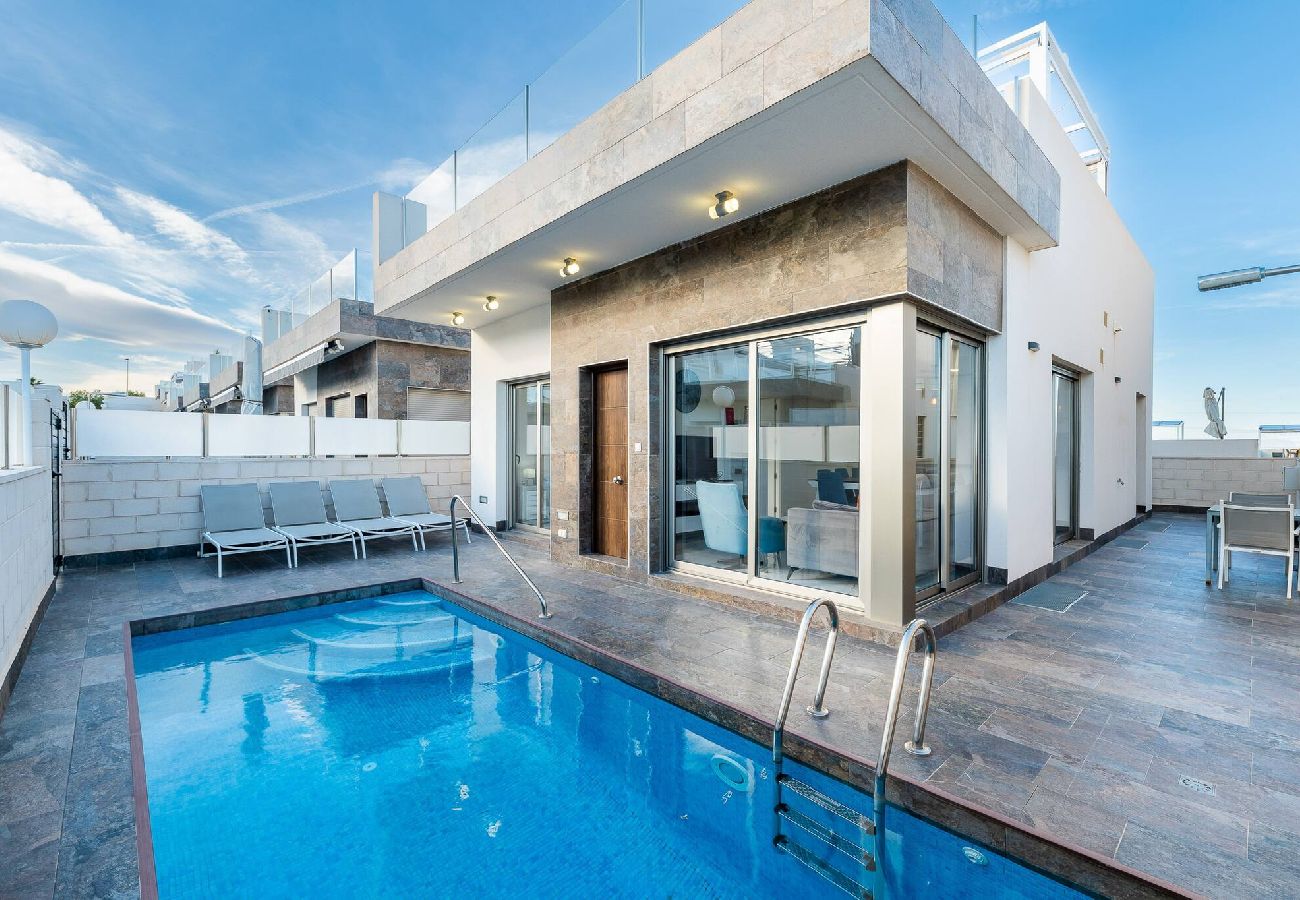 Huis in Orihuela Costa - Villa Paradise Clem (Los Altos)