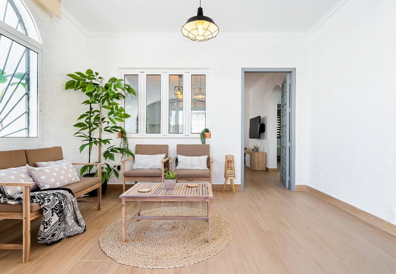 Huis in Pilar de la Horadada - 🅃 Chalet Queen Venecia Sunrise