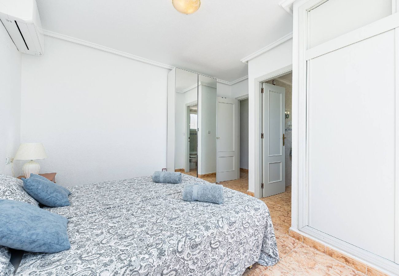 Appartement in Torrevieja - La Loma Ático Sunrise