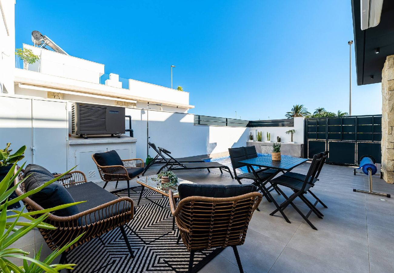 Huis in Daya Vieja - Villa Cristal (Daya Vieja)