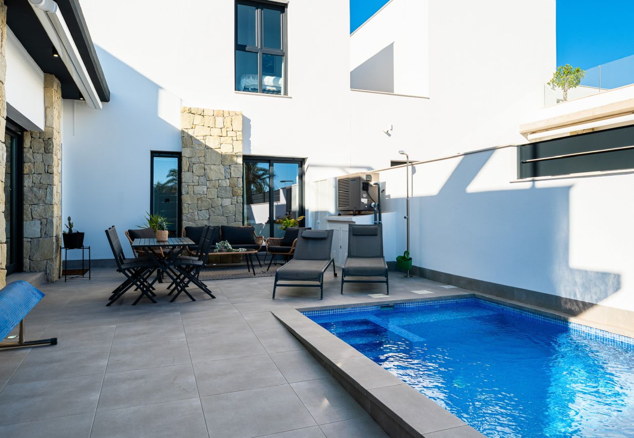 Huis in Daya Vieja - Villa Cristal (Daya Vieja)