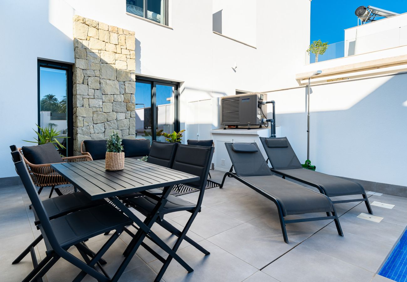 Huis in Daya Vieja - Villa Cristal (Daya Vieja)